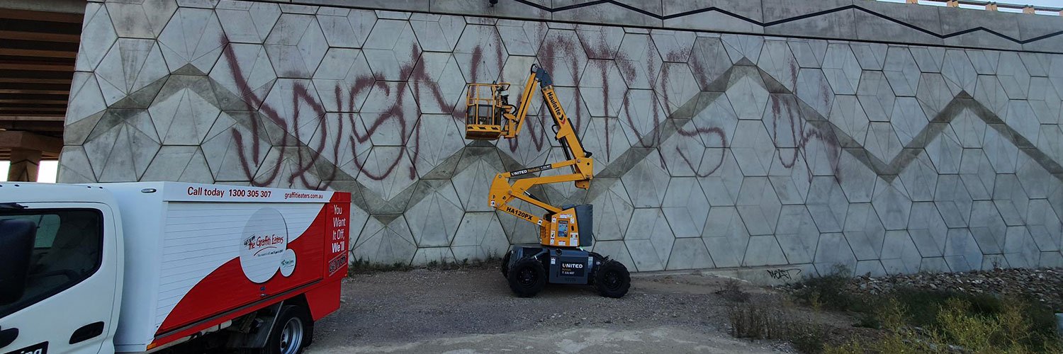 Highway Bridge Graffiti Removal